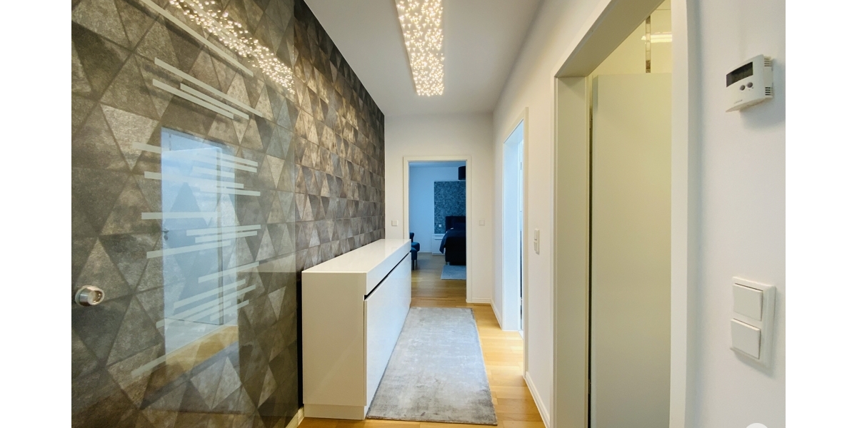 Wohnen auf einer Ebene Moderne, hochwertige 3 Zimmer-Wohnung mit Bungalow-Charakter - Erdgeschoßwohnung Düsseldorf Heerdt | Angebot:27239620