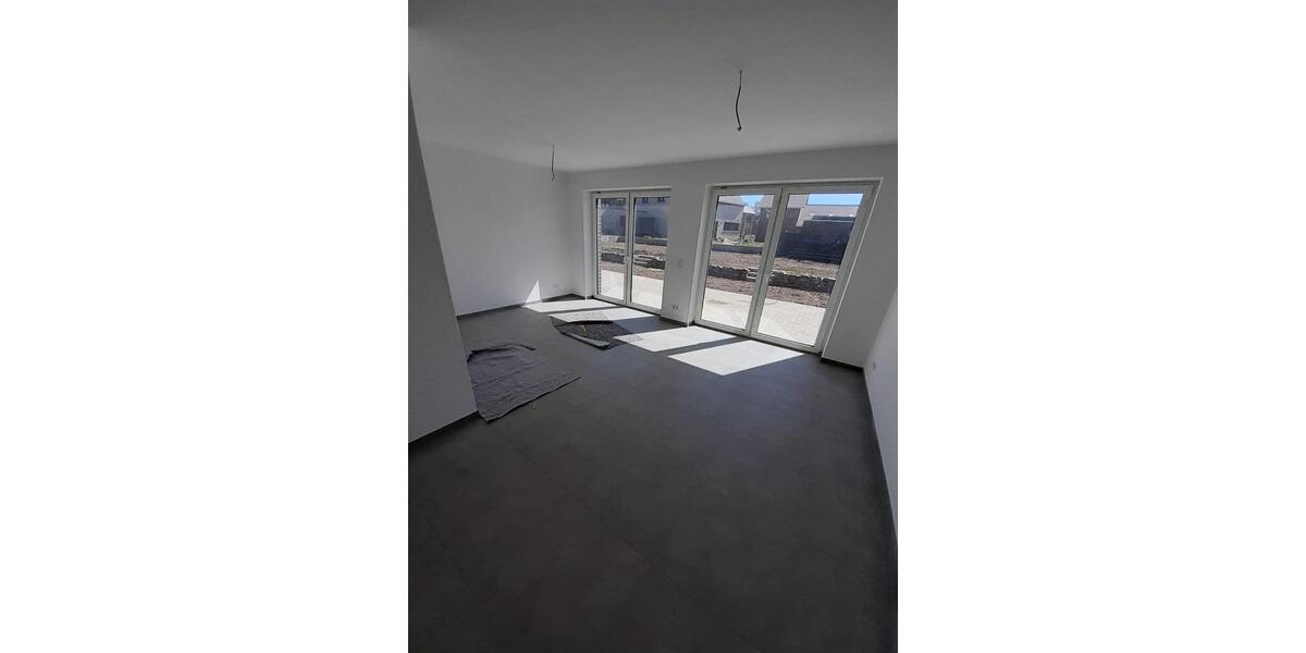 Etagenwohnung Steinfeld (Oldenburg) - 4 Zimmer, 100 m&sup2;, 1.420&euro; | Angebot:26379901