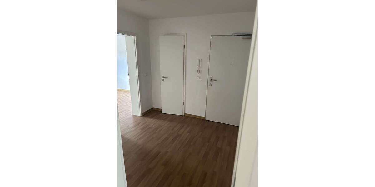 Etagenwohnung Schrobenhausen - 3 Zimmer, 77 m&sup2;, 842&euro; | Angebot:27248617