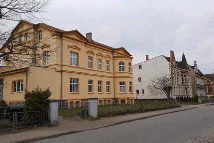 Wohnung Friedland - 2 Zimmer, 70 m&sup2;, 570&euro; | Angebot:24752443