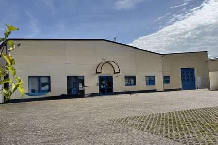 Halle in Königswinter 9.400 € 1100 m²