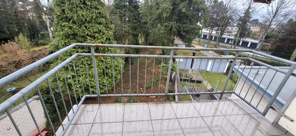 Etagenwohnung Köln Kalk - 3 Zimmer, 78 m&sup2;, 1.250&euro; | Angebot:26621365