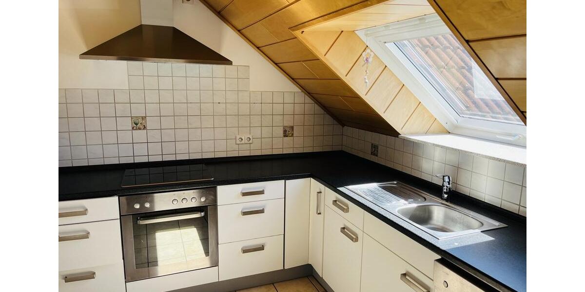 Dachgeschoßwohnung Bad Rappenau - 2.5 Zimmer, 67 m&sup2;, 950&euro; | Angebot:25960105