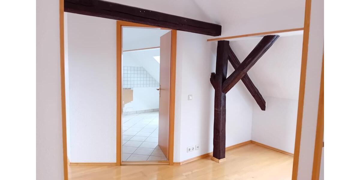 Dachgeschoßwohnung Königswartha - 2 Zimmer, 70 m&sup2;, 350&euro; | Angebot:23409285