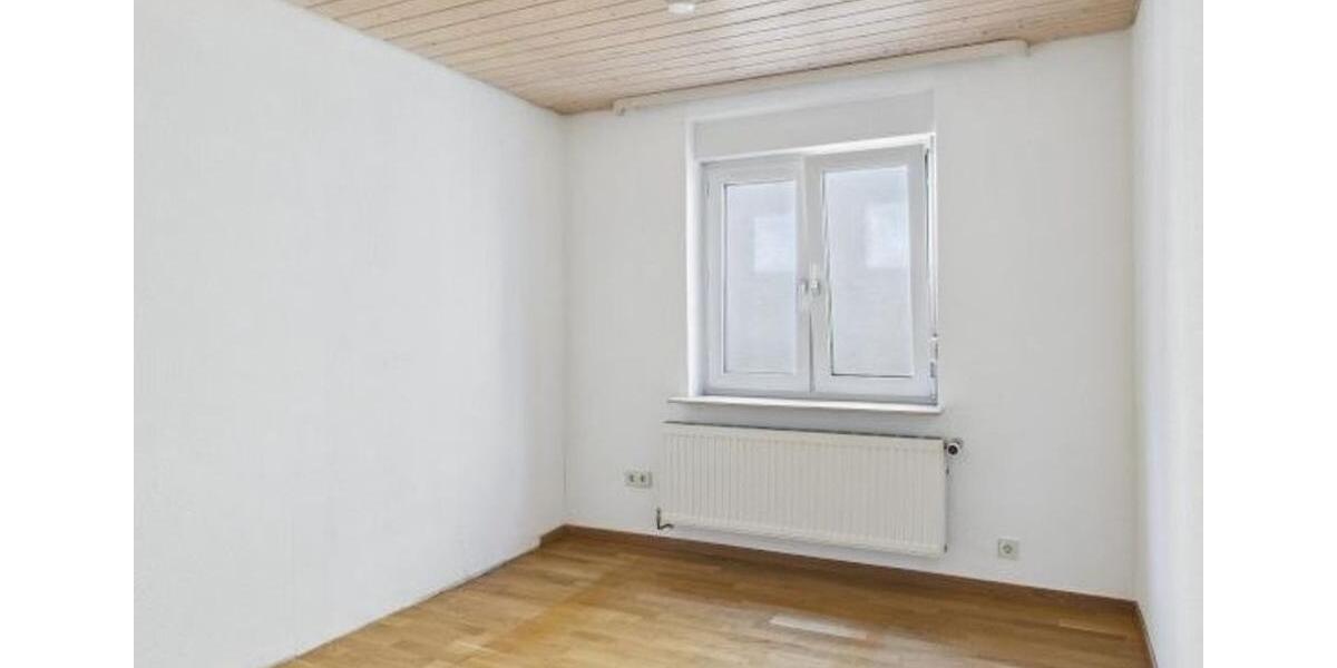 Helle 3-Zimmer-Wohnung mit Einbauküche und Balkon in Langenhorn 3 zimmer