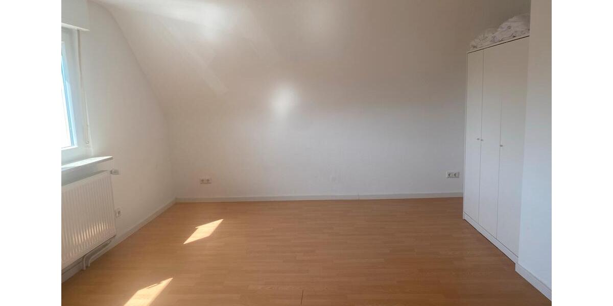 Dachgeschoßwohnung Langen (Hessen) - 2 Zimmer, 54 m&sup2;, 950&euro; | Angebot:24457075