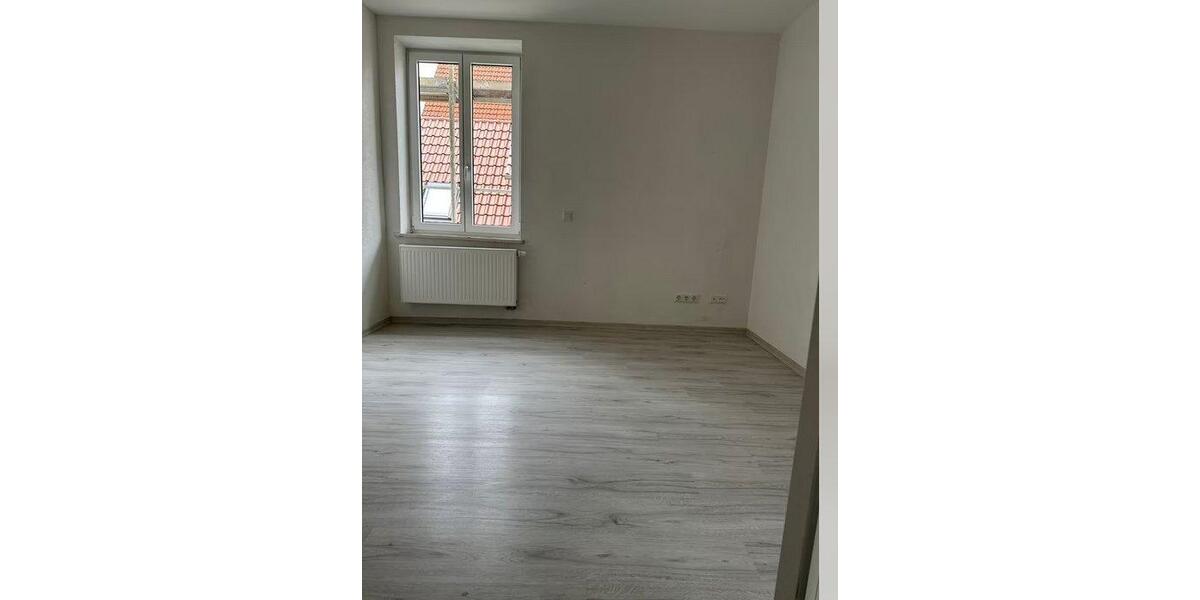Etagenwohnung Ichenhausen - 3 Zimmer, 89 m&sup2;, 1.100&euro; | Angebot:26358660
