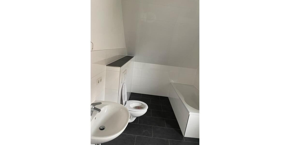 Dachgeschoßwohnung Haßbergen - 2.5 Zimmer, 60 m&sup2;, 580&euro; | Angebot:25838625