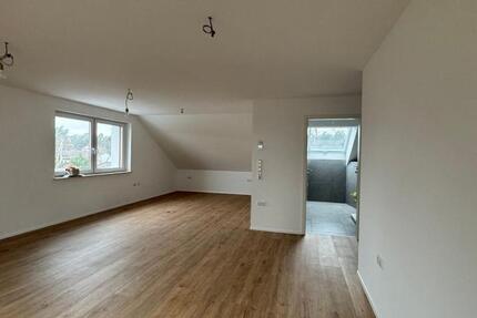 Wohnung Schwebheim - 3 Zimmer, 90 m&sup2;, 990&euro; | Angebot:25049279