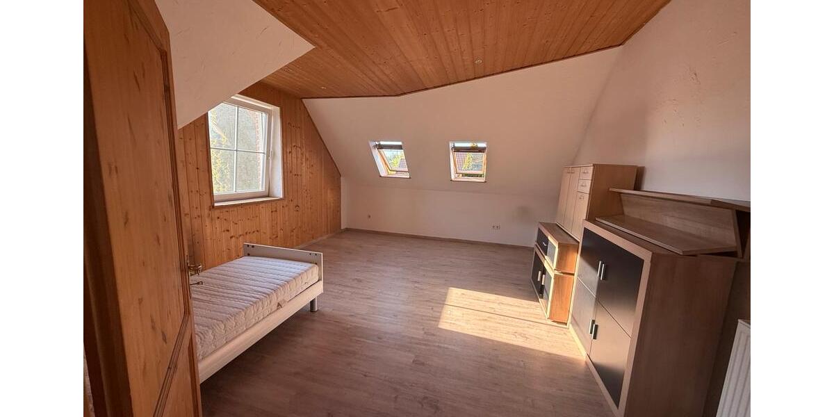 Hochparterre Bad Wünnenberg - 3 Zimmer, 75 m&sup2;, 870&euro; | Angebot:26294647