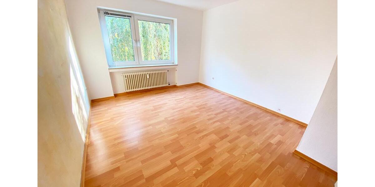 Etagenwohnung Bonn Bad Godesberg - 3 Zimmer, 82 m&sup2;, 950&euro; | Angebot:24623823