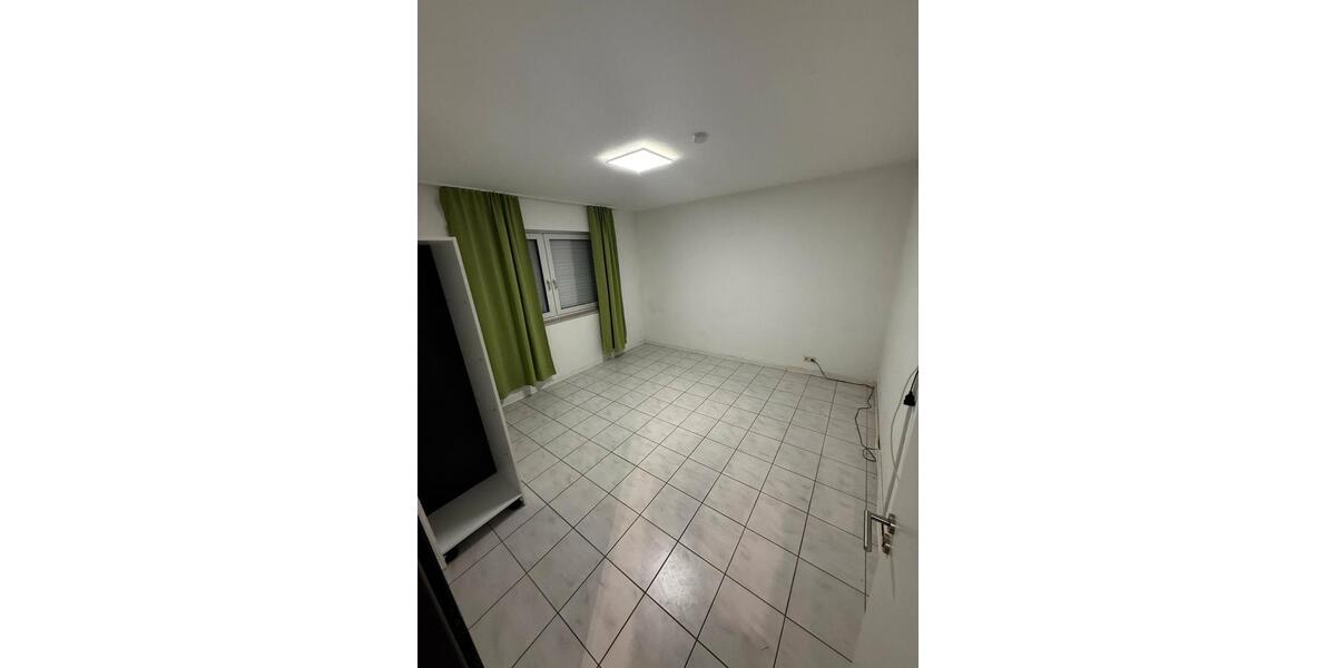 Etagenwohnung Höxter - 4 Zimmer, 100 m&sup2;, 960&euro; | Angebot:26490870