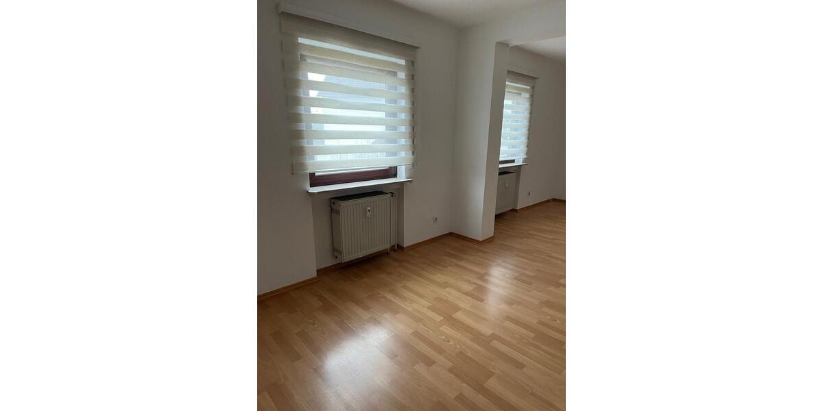 Etagenwohnung Kirchhain - 4 Zimmer, 70 m&sup2;, 830&euro; | Angebot:26066893