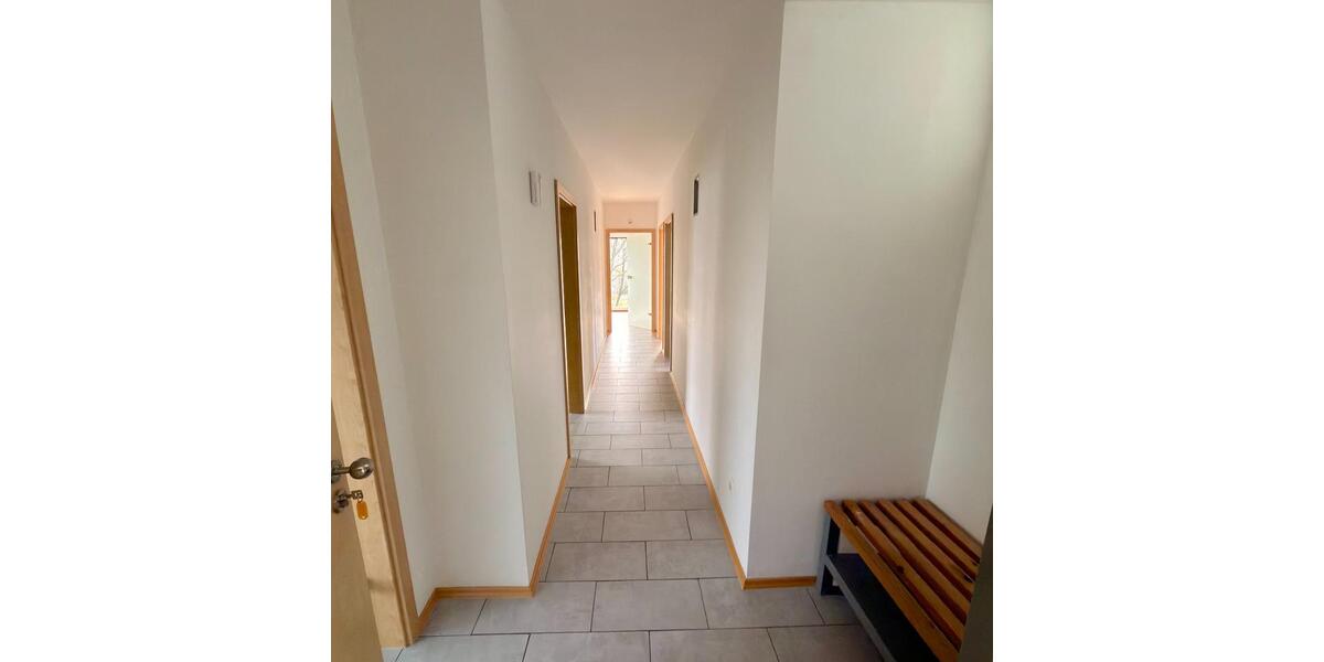Etagenwohnung Bad Windsheim - 3 Zimmer, 75 m&sup2;, 750&euro; | Angebot:24610279