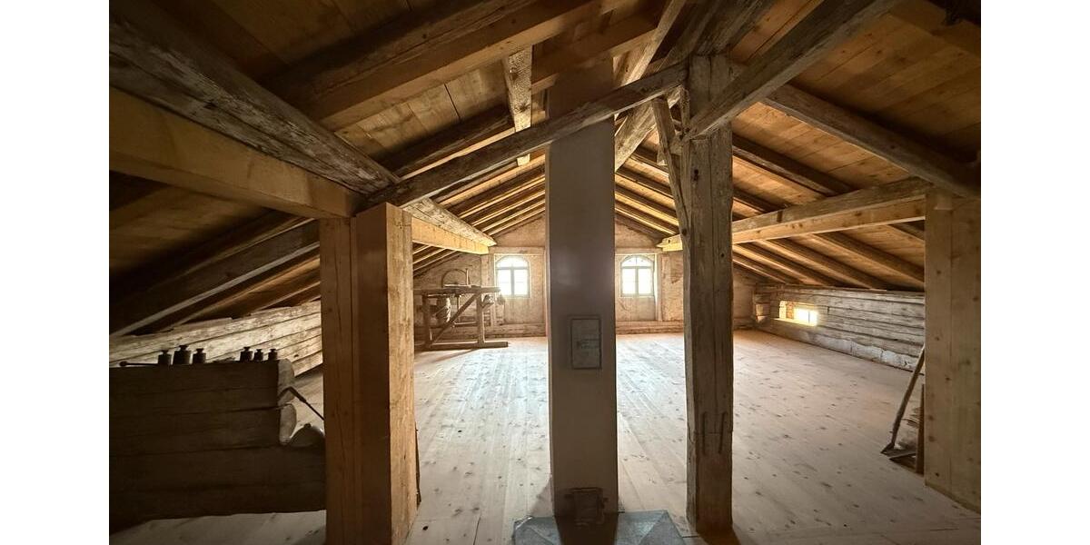 Bauernhaus, Landhaus Dorfen - 6 Zimmer, 210 m&sup2;, 3.500&euro; | Angebot:26278683