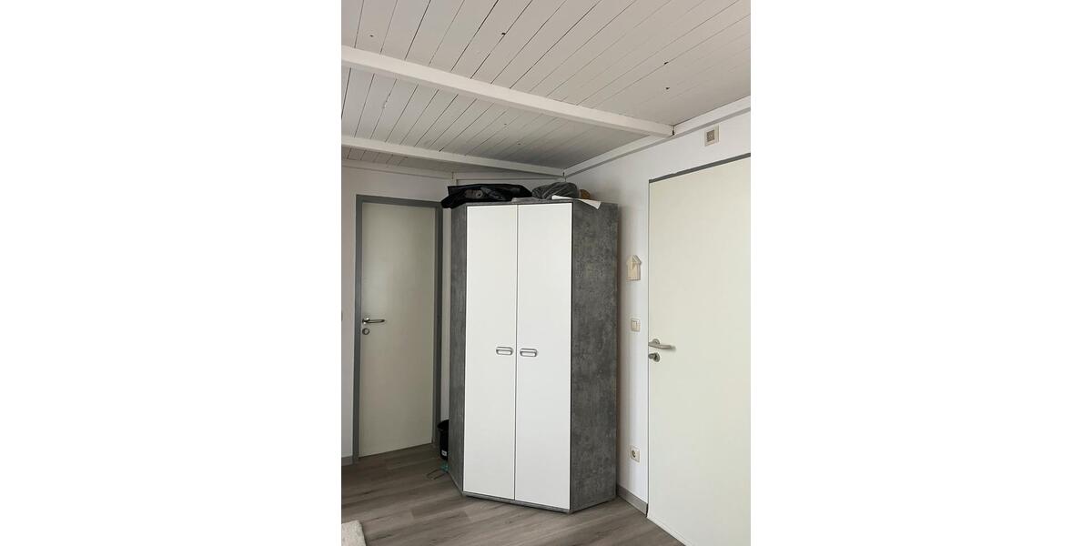 Etagenwohnung Bielefeld - 1 Zimmer, 20 m&sup2;, 397&euro; | Angebot:25100455