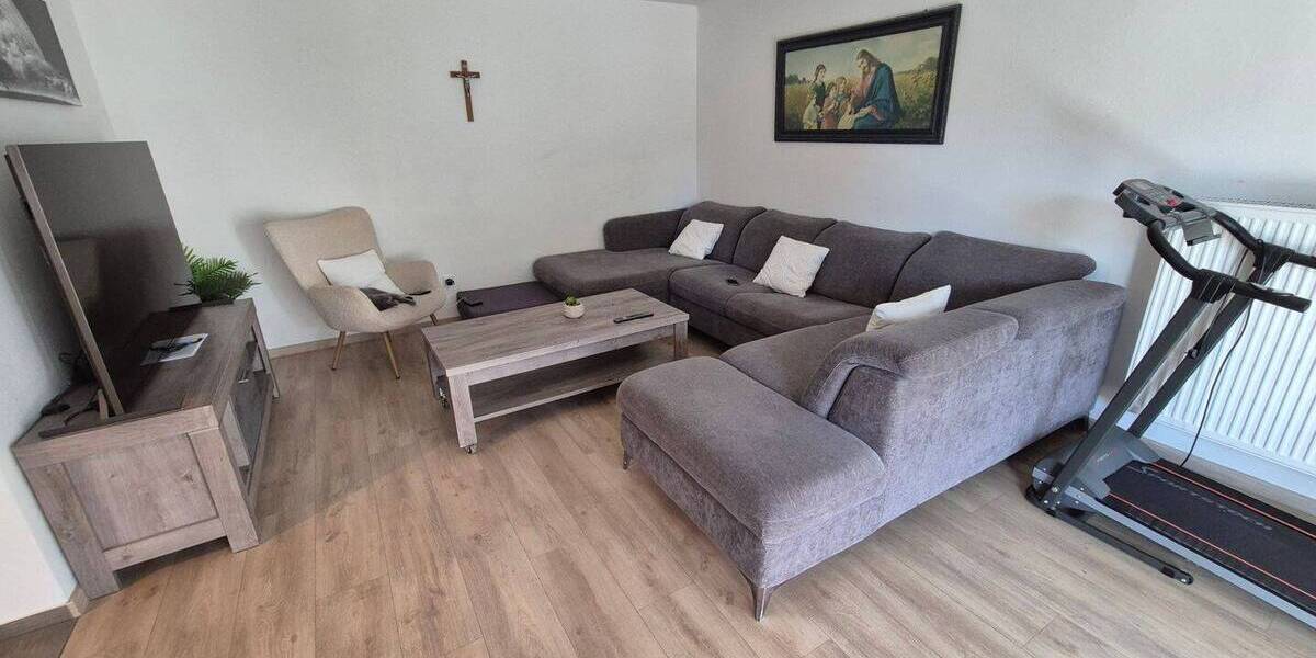 Doppelhaushälfte Neuburg an der Donau Bruck - 5 Zimmer, 136 m&sup2;, 1.350&euro; | Angebot:26037400