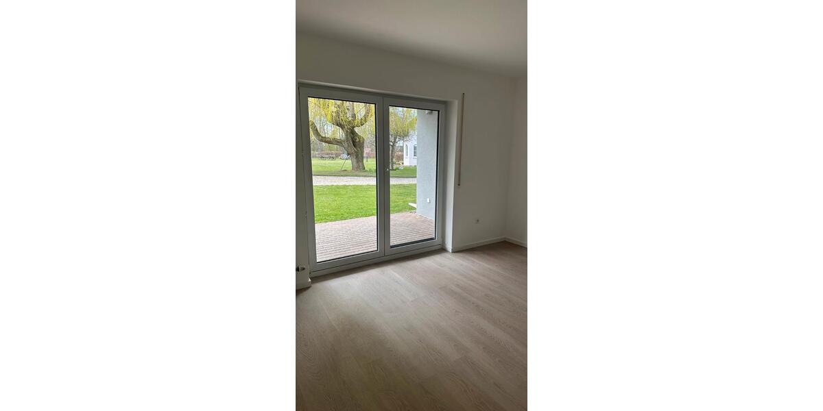 Erdgeschoßwohnung Stegaurach - 2 Zimmer, 68 m&sup2;, 745&euro; | Angebot:25993779