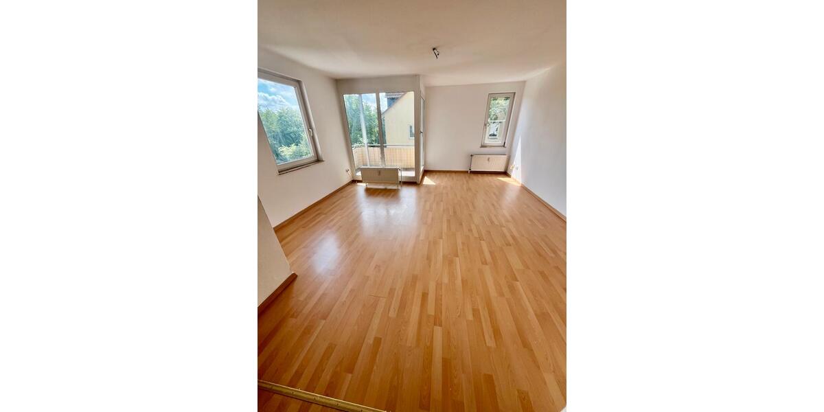Etagenwohnung Ronnenberg - 2 Zimmer, 66 m&sup2;, 599&euro; | Angebot:26545447
