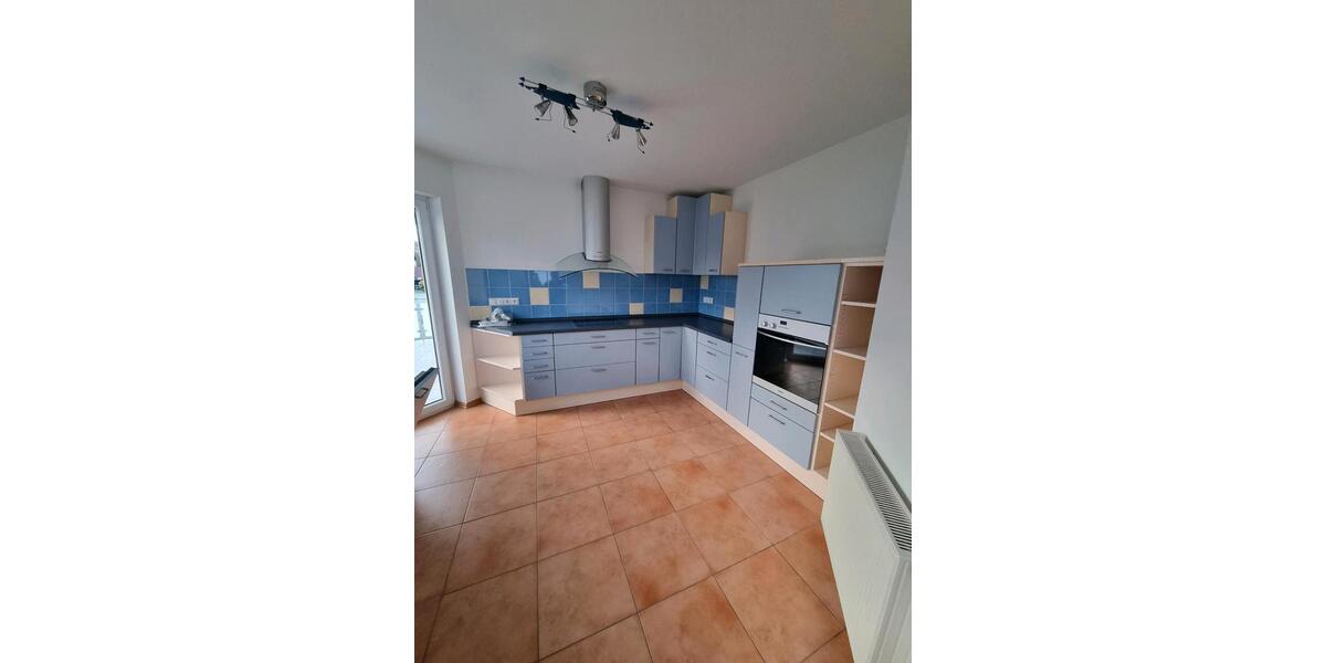 Etagenwohnung Reichelsheim (Odenwald) - 4 Zimmer, 100 m&sup2;, 1.150&euro; | Angebot:24641810