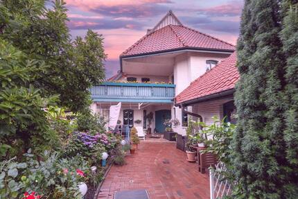 Krempe, excl. 3 Zi. Whg, Vollbad, EBK, Garten, Keller, 01.02.26 3 zimmer