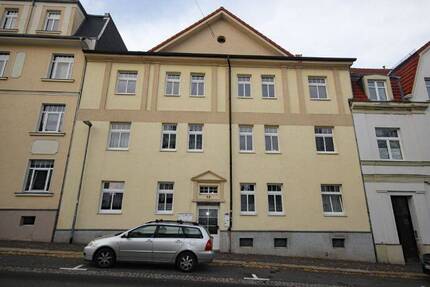 Helle geräumige Dreiraumwohnung mit Terrasse im Erdgeschoss 3 zimmer