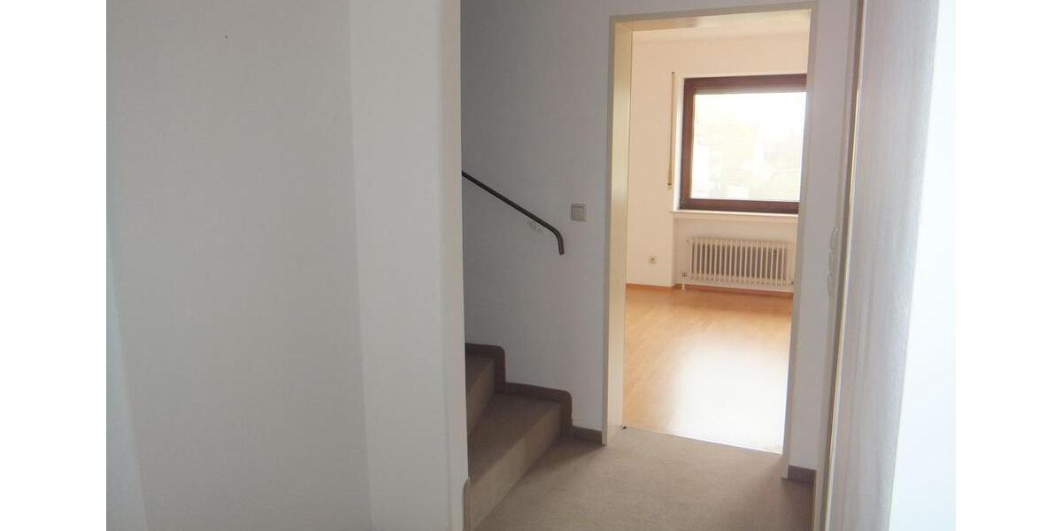 Reihenhaus Königsbrunn - 4 Zimmer, 103 m&sup2;, 1.500&euro; | Angebot:26579609