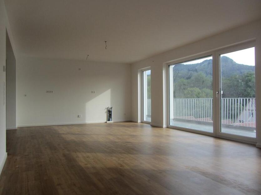 Großzügige 2-Zimmer-Wohnung mit unvergleichlicher Aussicht