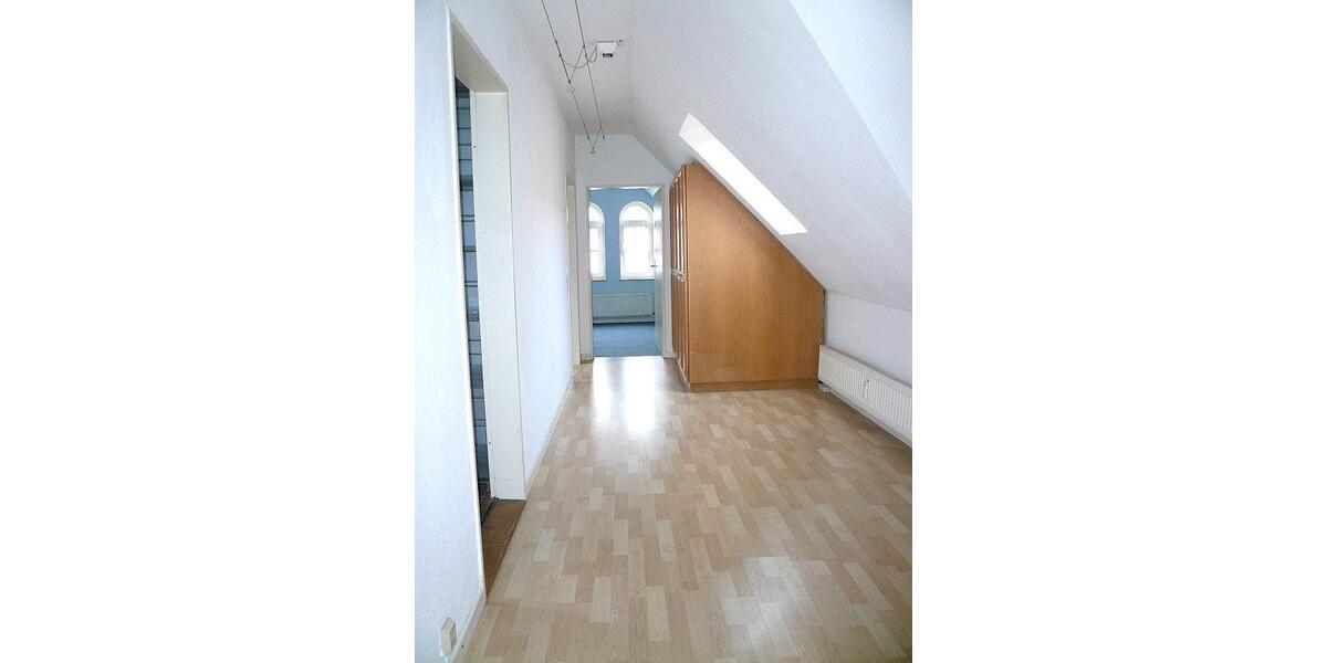 Dachgeschoßwohnung Herford - 2 Zimmer, 50 m&sup2;, 390&euro; | Angebot:26285174