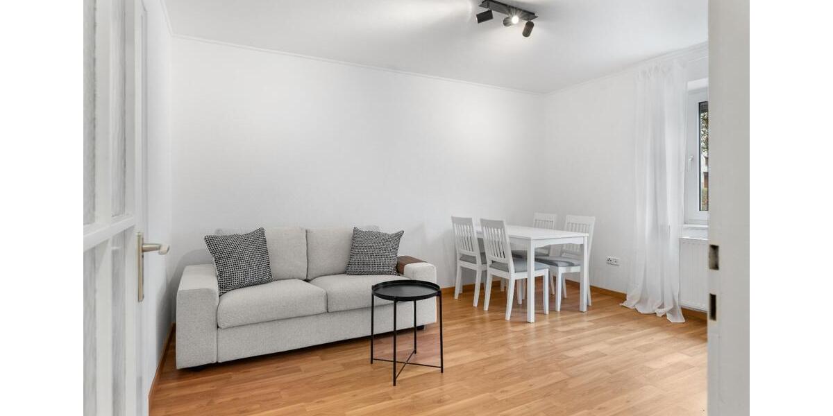 Attraktive vollmöblierte WG-Wohnung in unmittelbarer Uni-Nähe 4 zimmer