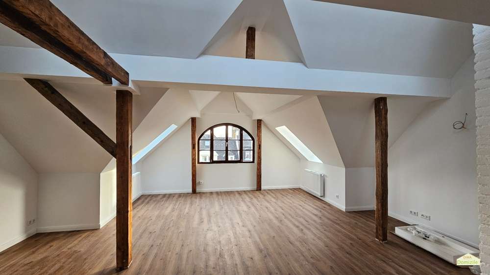 Etagenwohnung Wiesbaden Biebrich - 4 Zimmer, 123 m&sup2;, 2.050&euro; | Angebot:26669706