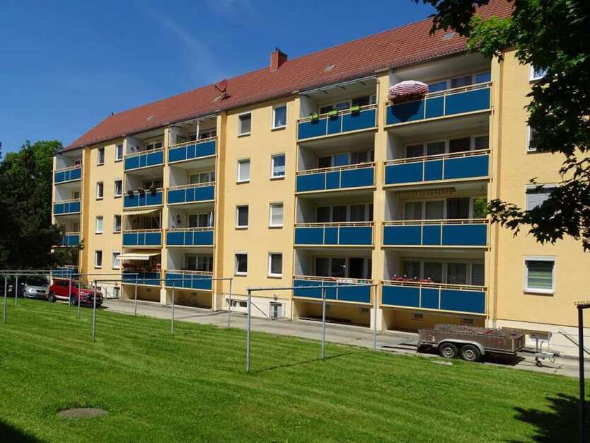 Wohnung zum Mieten in Großröhrsdorf 355 € 50.23 m²