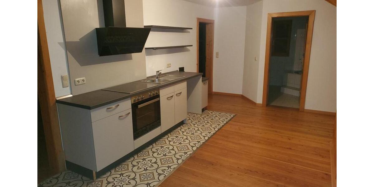Wohnen auf Zeit Dingolfing - 4 Zimmer, 75 m&sup2;, 800&euro; | Angebot:26578329