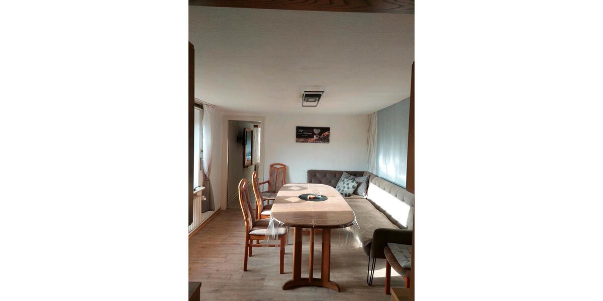 Wohnen auf Zeit Homberg (Efze) - 6 Zimmer, 140 m&sup2;, 150&euro; | Angebot:26591855