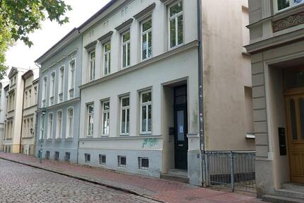 Wohnung Güstrow - 1 Zimmer, 33 m&sup2;, 231&euro; | Angebot:25173047