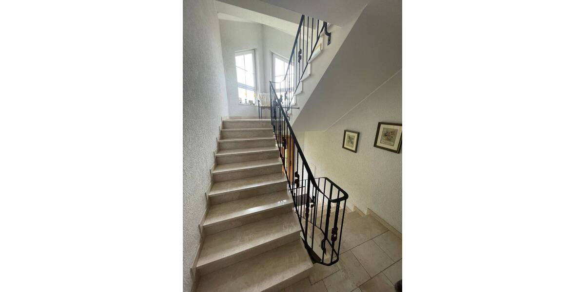 Etagenwohnung Bergneustadt - 2 Zimmer, 72 m&sup2;, 540&euro; | Angebot:26744902