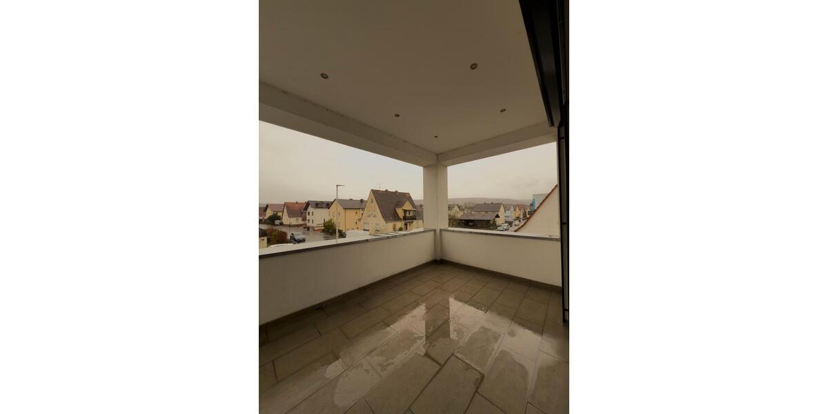 Etagenwohnung Großwallstadt - 4 Zimmer, 174 m&sup2;, 1.650&euro; | Angebot:25342133