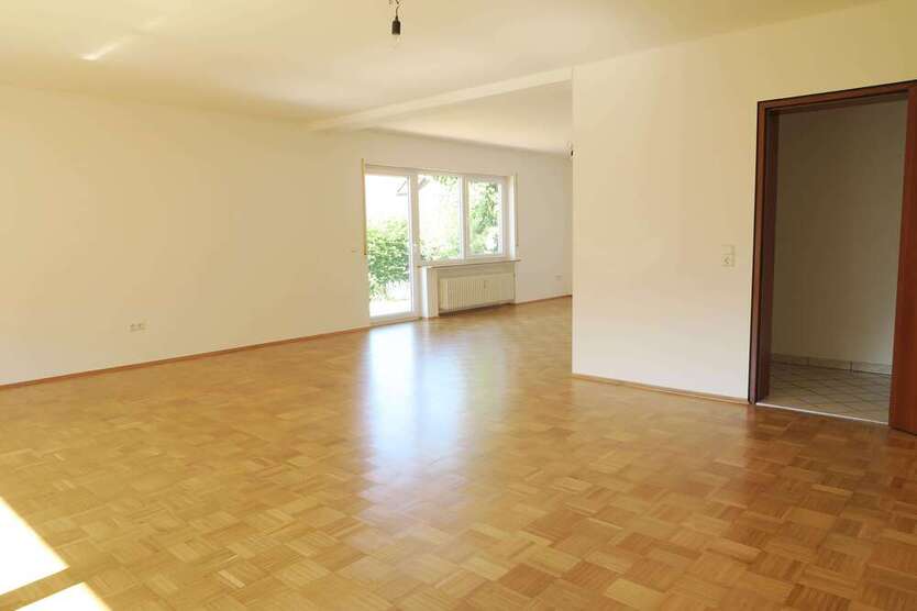 Wohnung zum Mieten in Wörth 990 € 118.5 m²