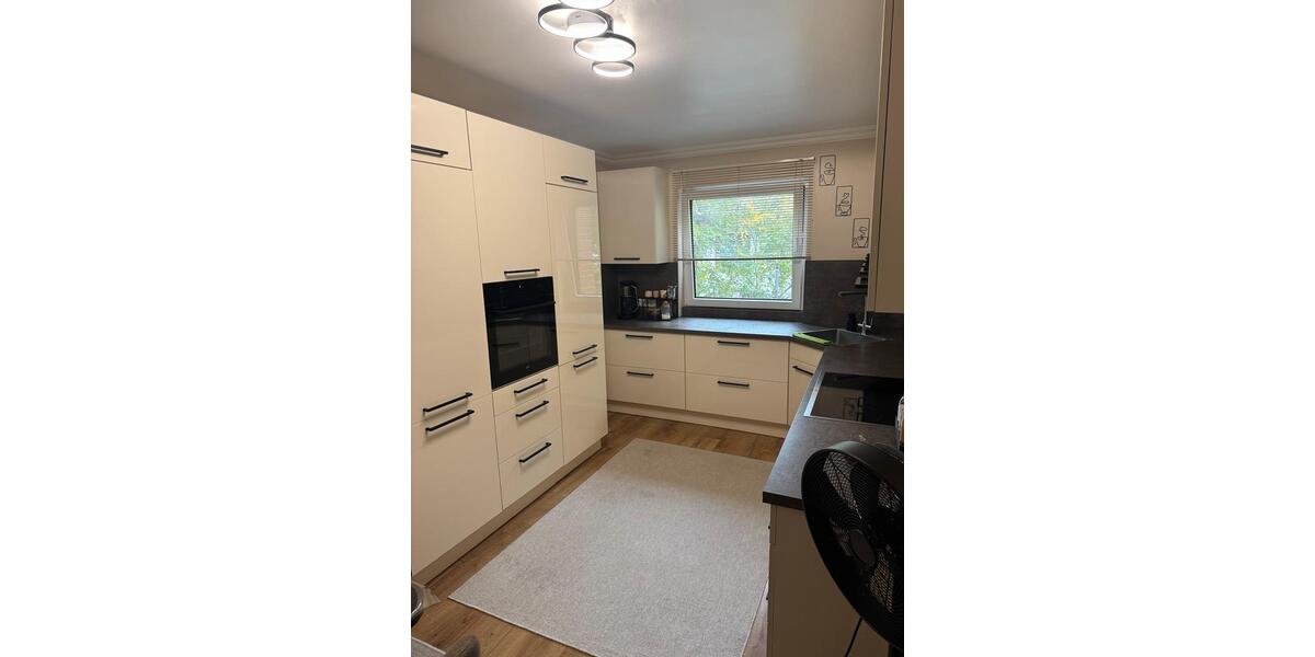 Erdgeschoßwohnung Biebesheim am Rhein - 4 Zimmer, 102 m&sup2;, 1.200&euro; | Angebot:24756685