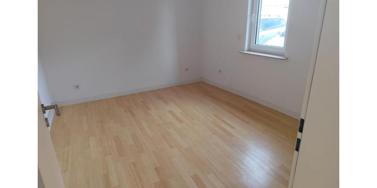 Einfamilienhaus Alzey - 5 Zimmer, 120 m&sup2;, 1.700&euro; | Angebot:26549785