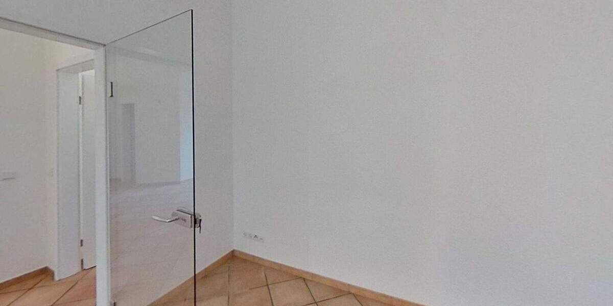 Etagenwohnung Donaueschingen - 7 Zimmer, 312 m&sup2;, 2.190&euro; | Angebot:25114620