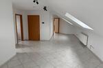 Dachgeschoßwohnung Rosengarten - 2.5 Zimmer, 72 m&sup2;, 600&euro; | Angebot:26613932