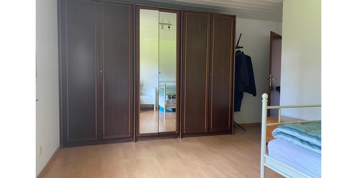 Etagenwohnung Niedernhall - 4 Zimmer, 120 m&sup2;, 500&euro; | Angebot:24737965