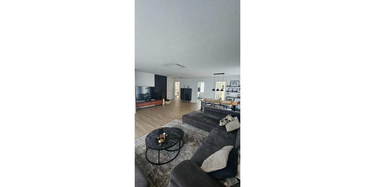 Etagenwohnung Hackenheim - 4 Zimmer, 121 m&sup2;, 1.370&euro; | Angebot:25057919