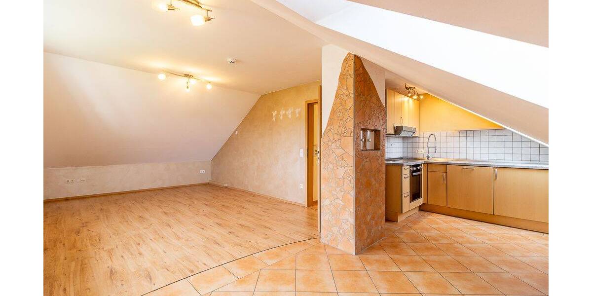 Etagenwohnung Bayreuth / Aichig Aichig - 2 Zimmer, 65 m&sup2;, 690&euro; | Angebot:26472965