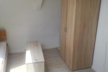 Möbliertes Zimmer in einer Wohnung 1 zimmer