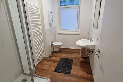 Wohnen auf Zeit Meerane - 2 Zimmer, 55 m&sup2;, 18&euro; | Angebot:13920386