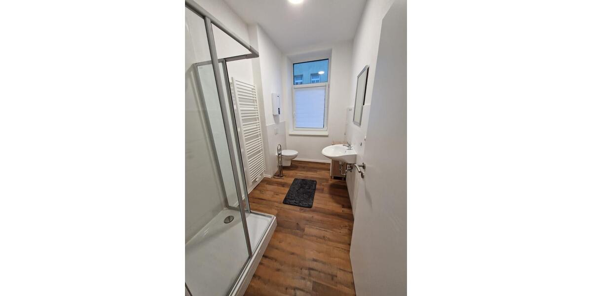 Wohnen auf Zeit Meerane - 2 Zimmer, 55 m&sup2;, 18&euro; | Angebot:13920386