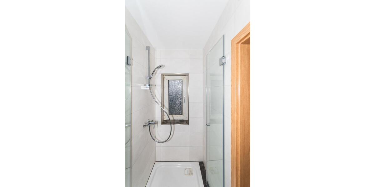 Erstbezug nach Sanierung, ideal auch für Ältere zum Wohlfühlen 3 zimmer