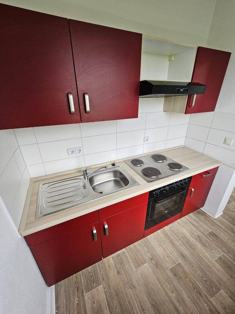 1-Raum Wohnung mit Einbauküche sucht neuen Mieter!